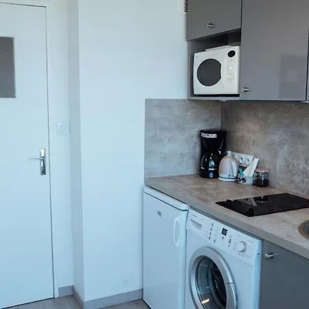 Διαμέρισμα Appartement Lumineux 4 Pers Vue Mer Parking Prive Proche Deauville